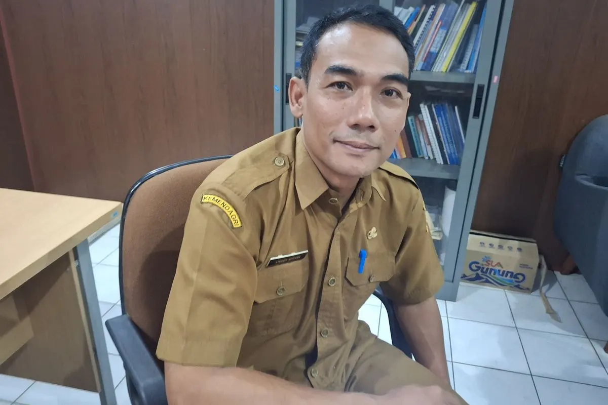Kepala DPMPTSP Lebak, Lingga Sagara ditemui di ruang kerjanya, Selasa (27/10/2026).