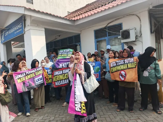 Tabungan Rp5,5 Miliar Macet Enam Bulan, Nasabah LKM Karawang Tuntut Kepastian